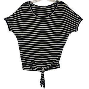 Acemi Womens Cropped Top Tie Hem Size M Shirt Short Sleeve Black White Striped